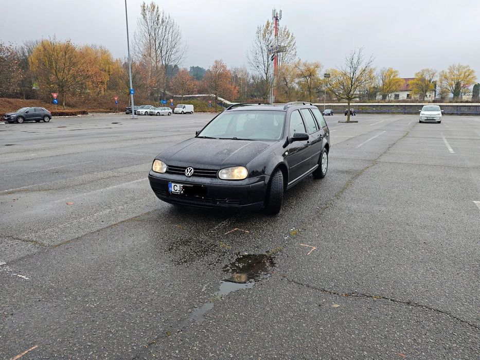 Volkswagen Golf Distribuție, discuri-placute de frână schimbate recent