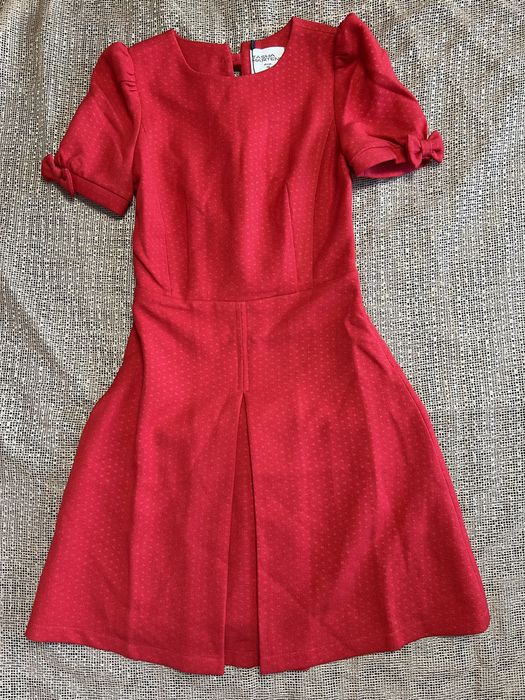 Платья 40, 42 размеров