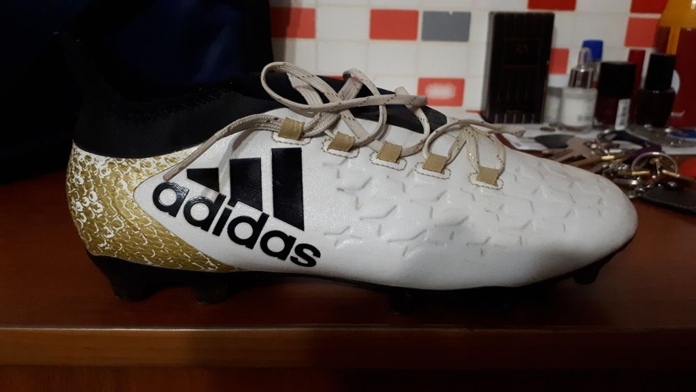 Продам бутсы проф. ADIDAS