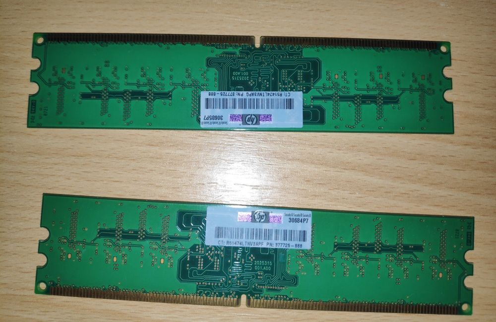 Vând kit 2 x 512 MB DDR 2, ELPIDA, desktop