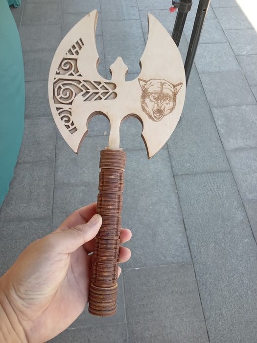 Секира Скандинавия деревянная