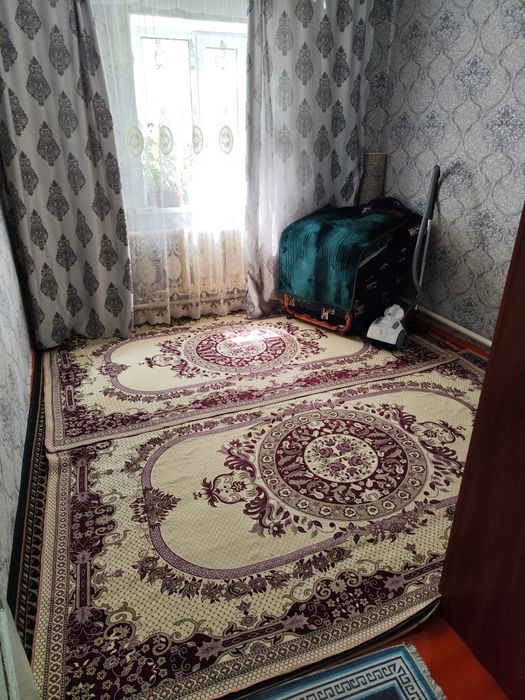 Продаётся дом в г. Каратау, ул. Шахтёрская, 102
Просторный и уютный до