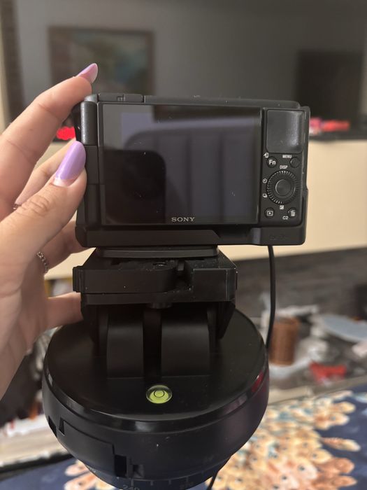 Sony ZV-1. Cameră compactă pentru vlogging / content creation