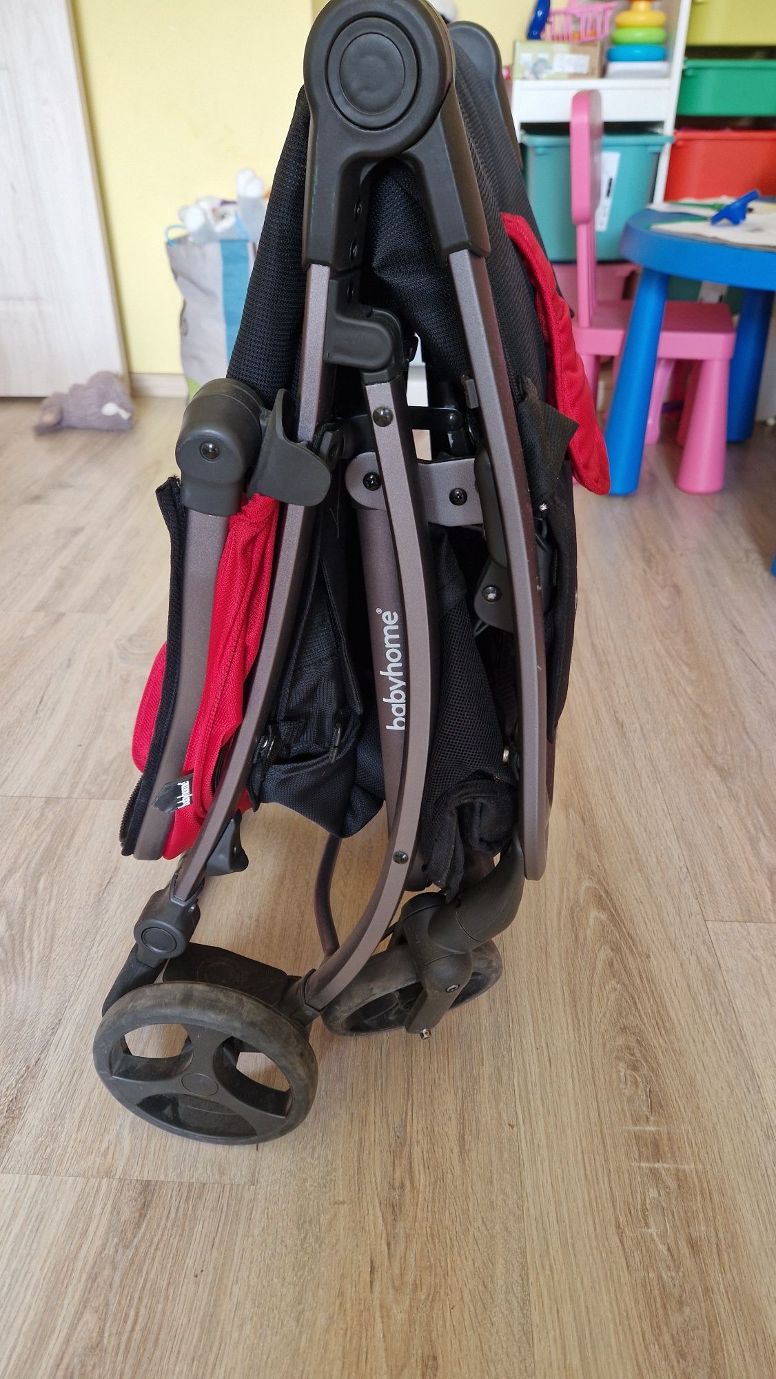 Бебешка количка Babyhome Vida