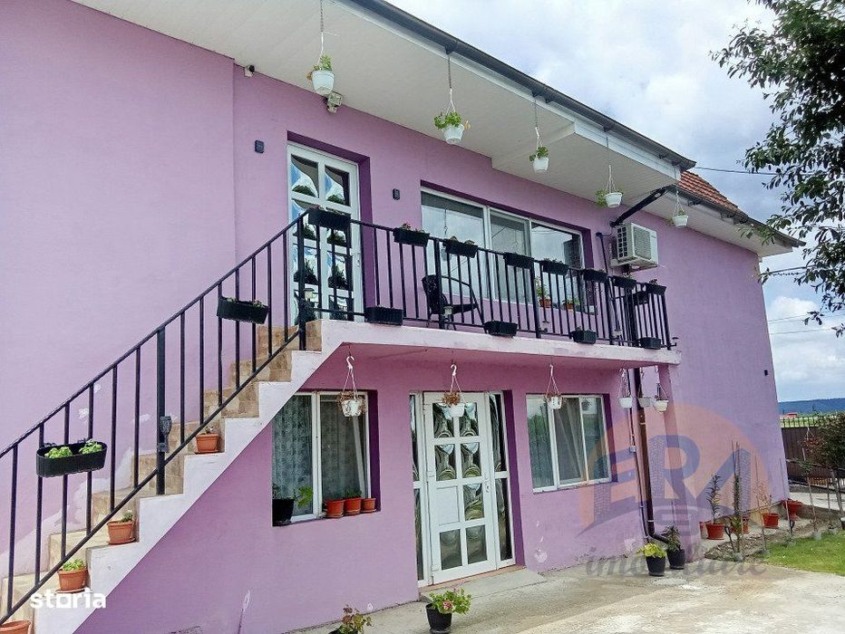 Casa Sacadat, Str. Principala