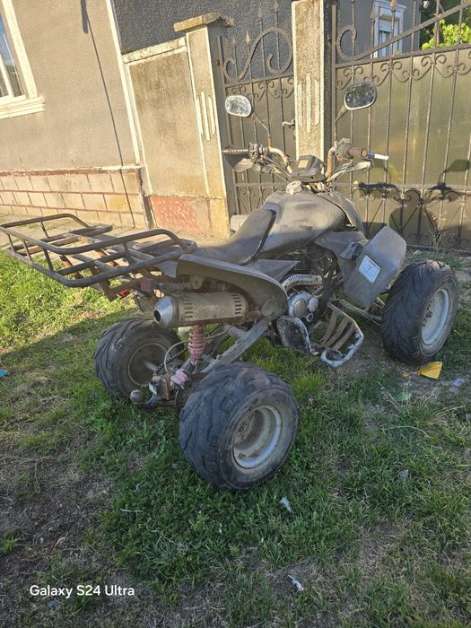 Vând atv in stare buna de funcționare