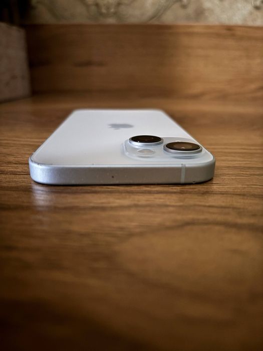iPhone 15 256Gb.