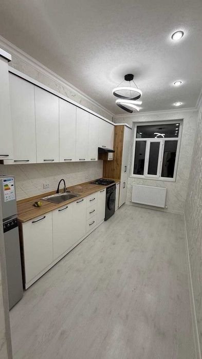 3 хоналик квартира  3 этаж, 6 микр мебел файз