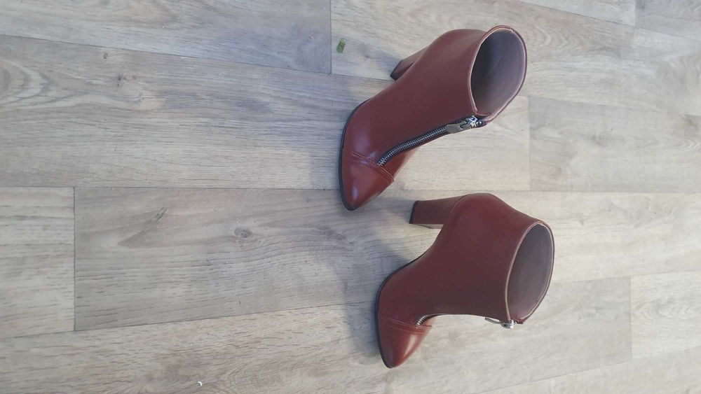 Ghete dama piele maro roscat