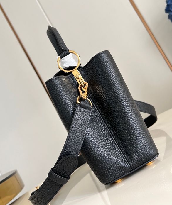 Geanta Louis Vuitton Capucines 27cm negru, Premium