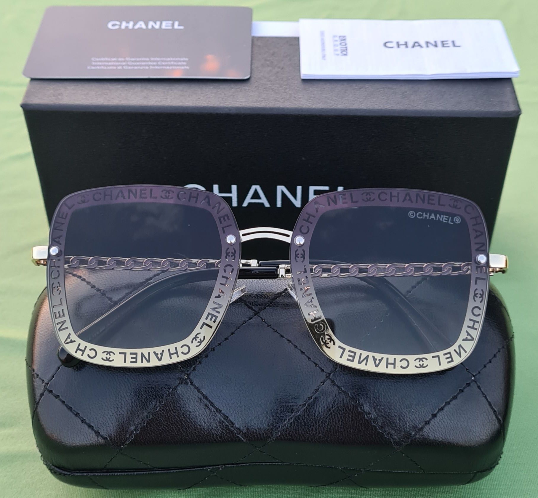 Ochelari de soare CHANEL