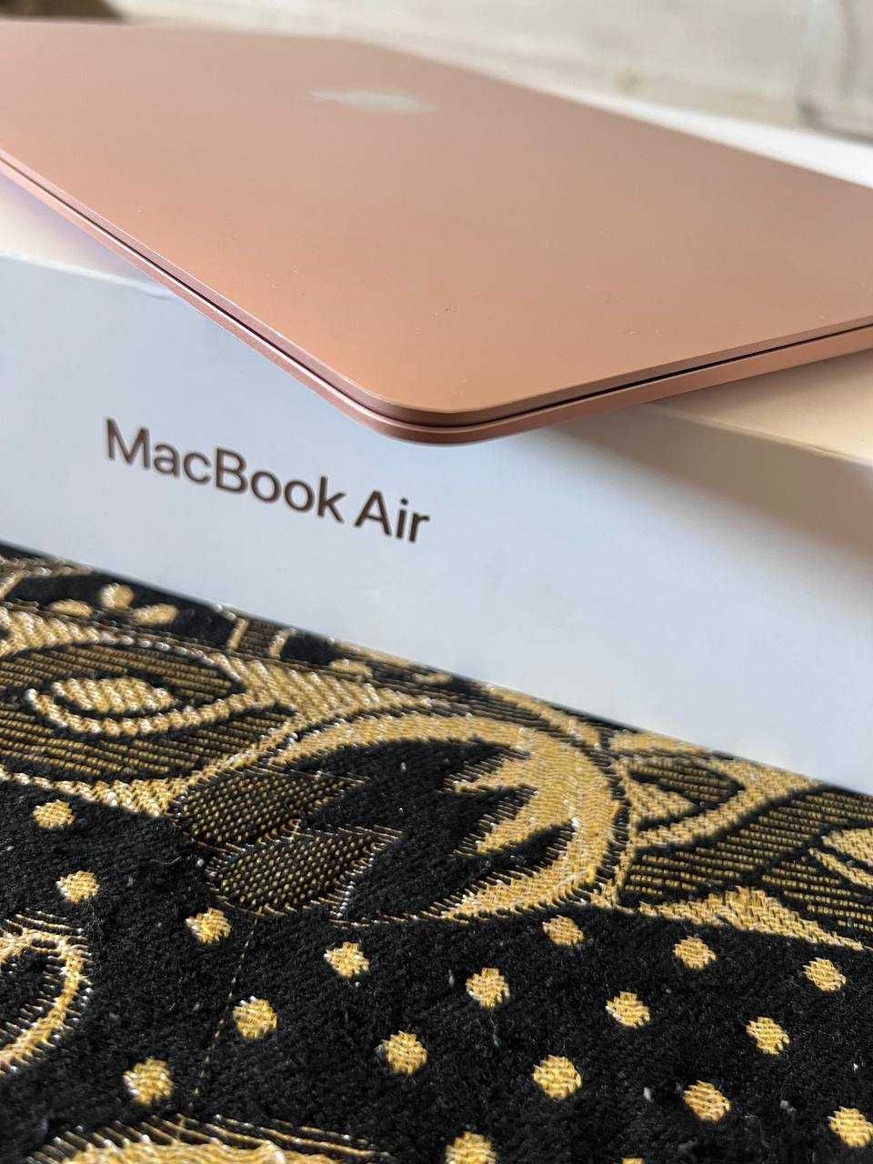 Macbook Air M1 Gold 8/256 96% 66sikl Ideal
