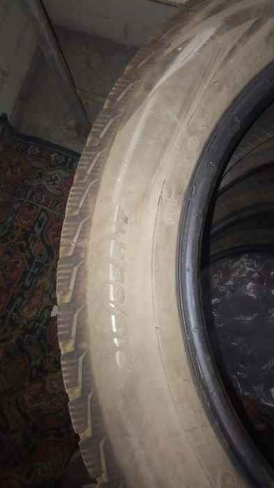Колесо, покрышка, шина зимняя, липучка и шипы,  размер 215/55/17.