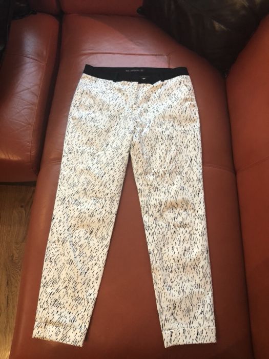 Pantaloni ZARA marimea M