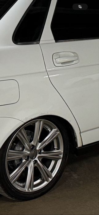 Шины с дисками продается срочно,балон летние