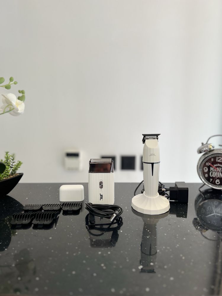 Продавам JRL Ghost Trimmer и Ghost Shaver!