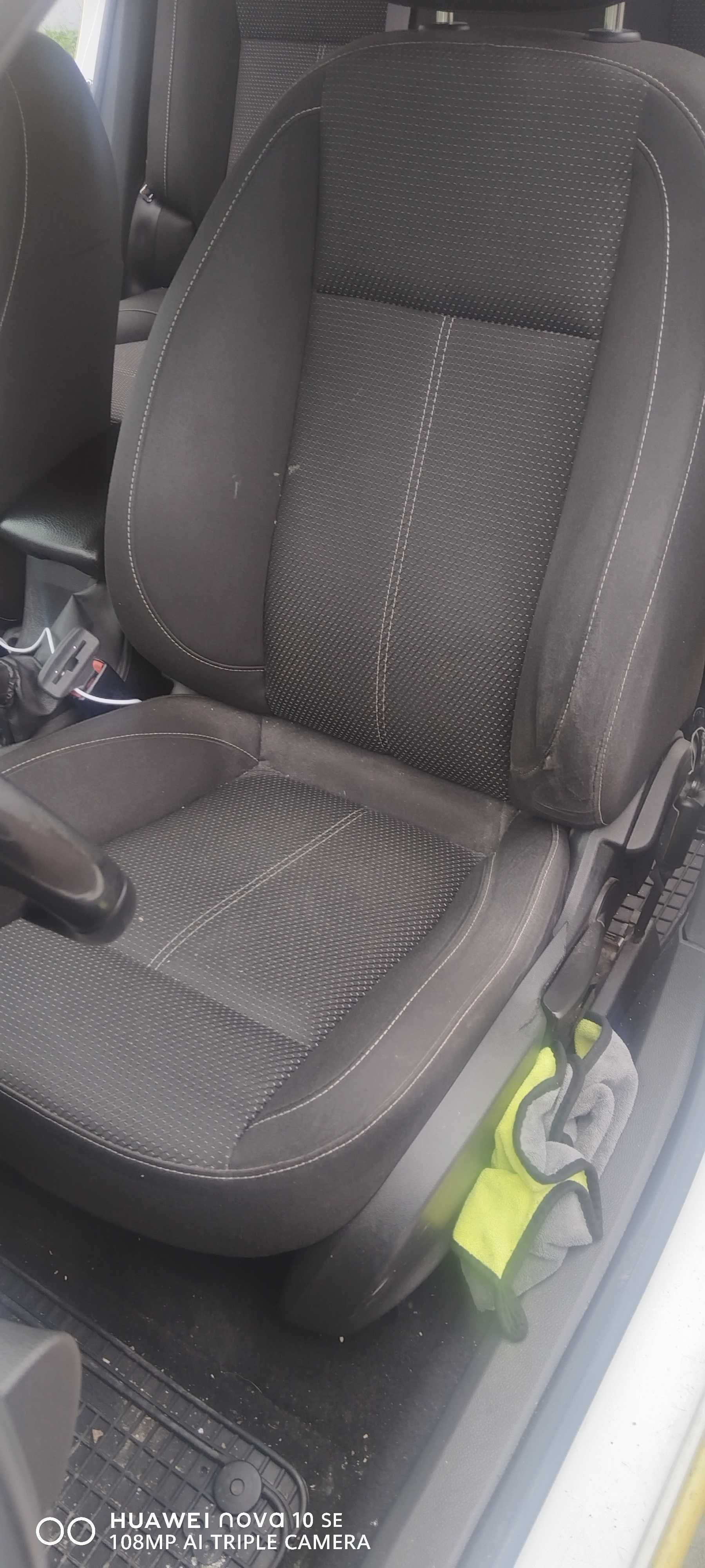 Седалки /салон/ за Opel Astra J с подгрев