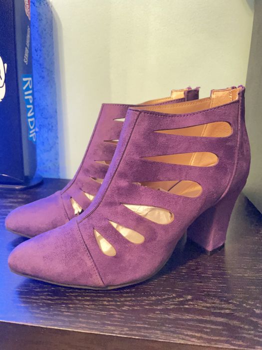 Botine mov marime 38 (2 + 1 gratis )