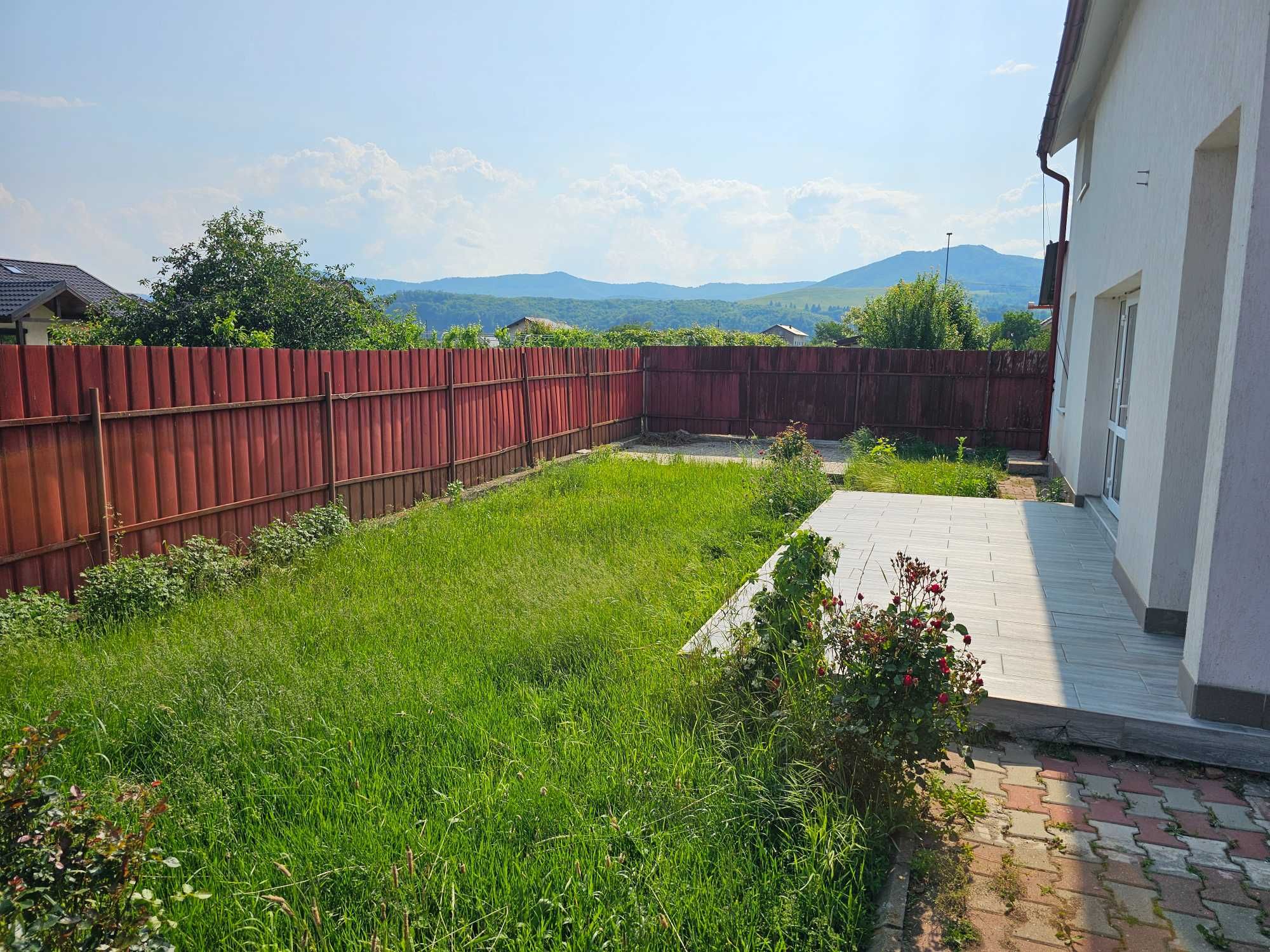 Casa individuala de vânzăre 4 camere Dumbrava Rosie / Piatra Neamt