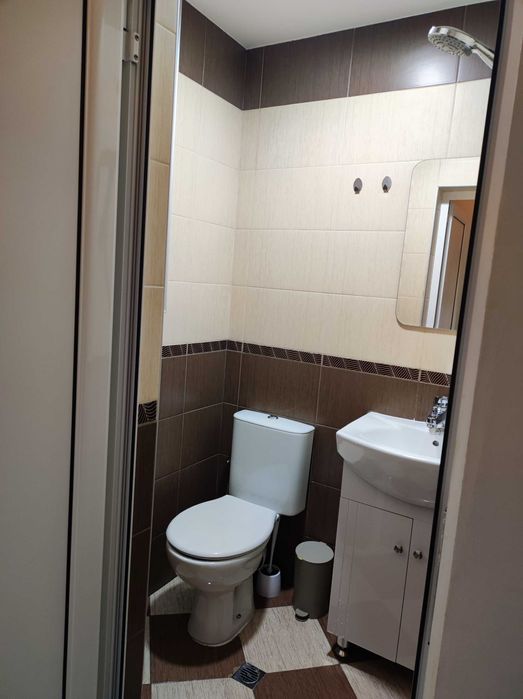 Дава се под наем Тристаен апартамент в София, Център - 98 кв.м за 1020 € - Снимка #3