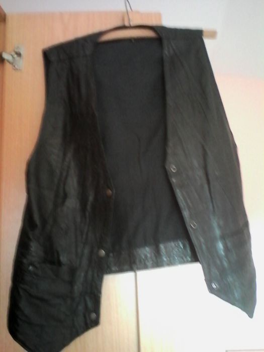 vesta piele