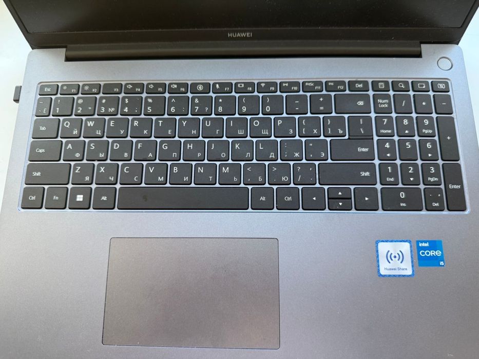 Huawei MateBook D15 — i5 12-gen / 16GB / 512GB SSD