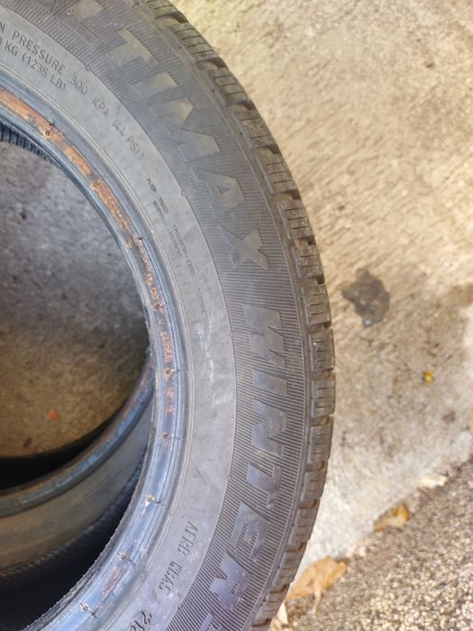 Зимни гуми 4 бр. General 195/60 15