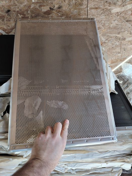 Tăvi patiserie teflonate perforate 60x40cm
