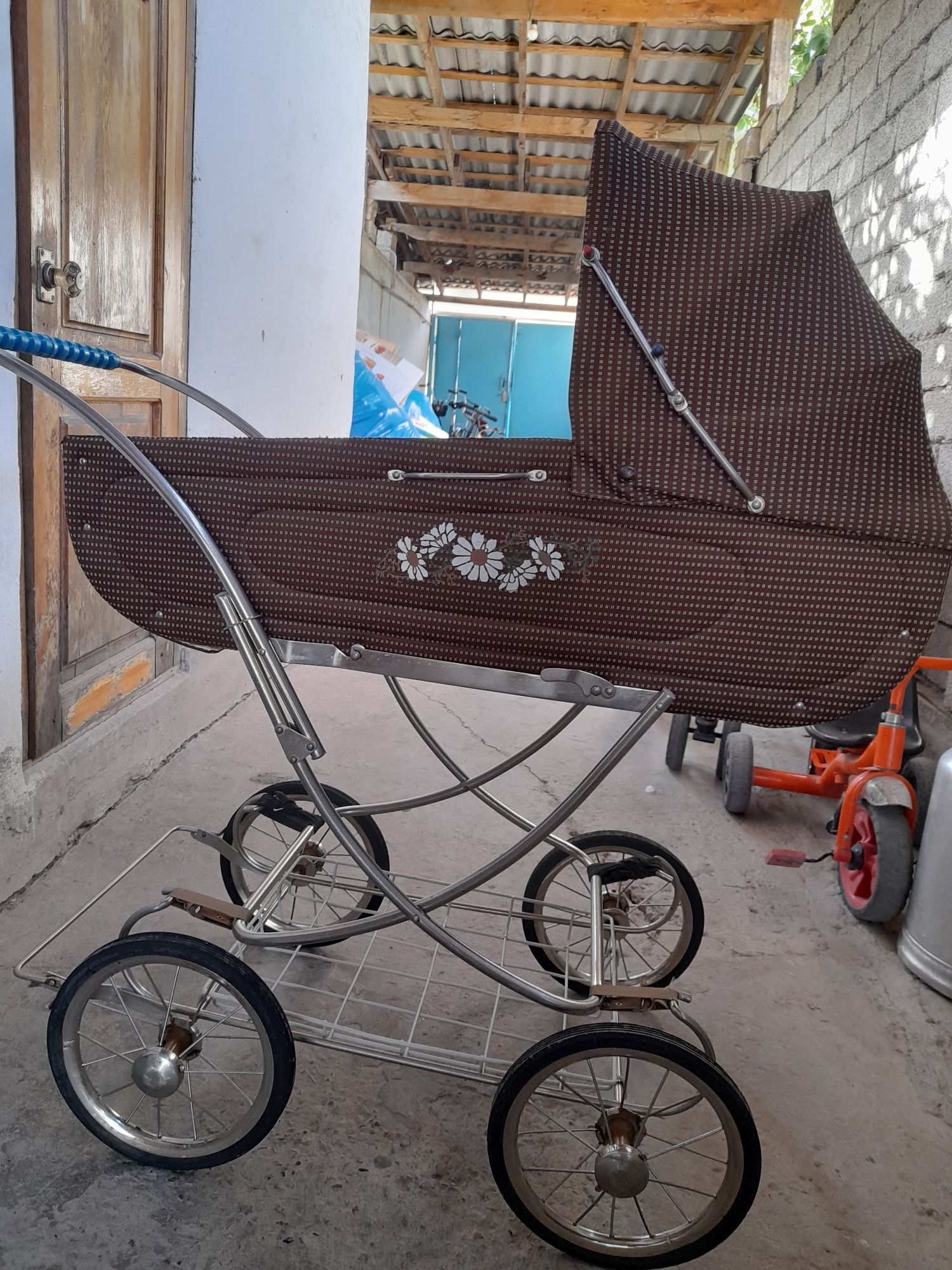 Каляска производство ссср