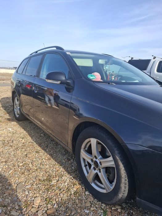 Vând golf 5 ,4 motion