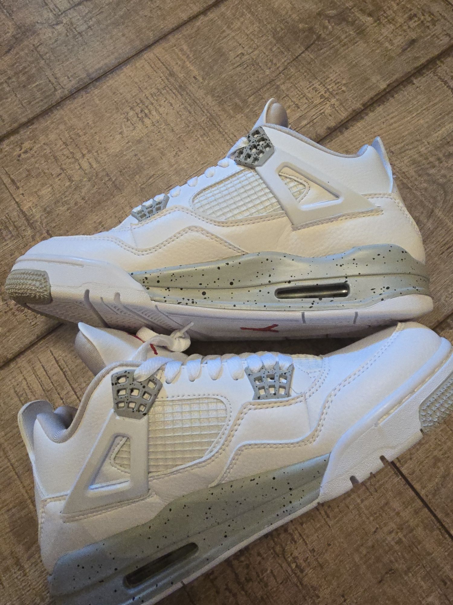 Jordan 4 retro Oreo white
