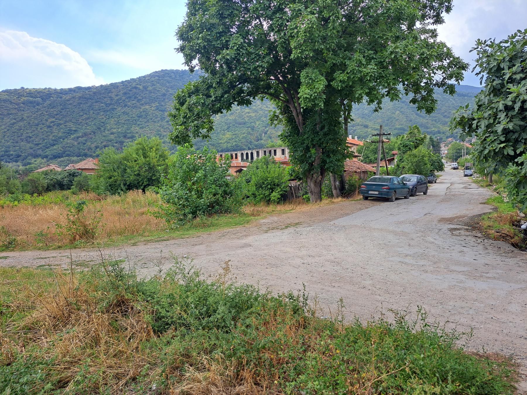 Парцел с.Варвара