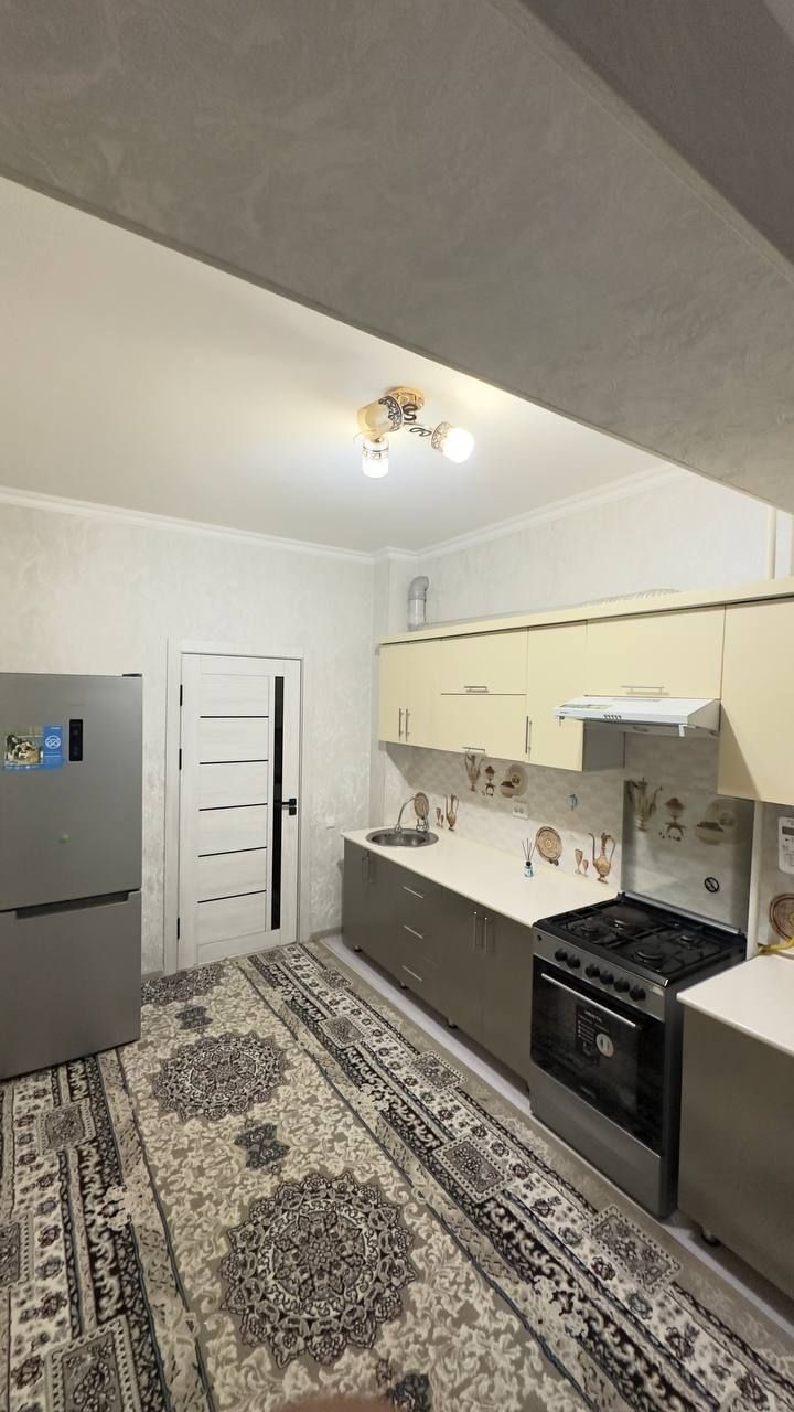 3 xonali 87m² kvartira sotiladi