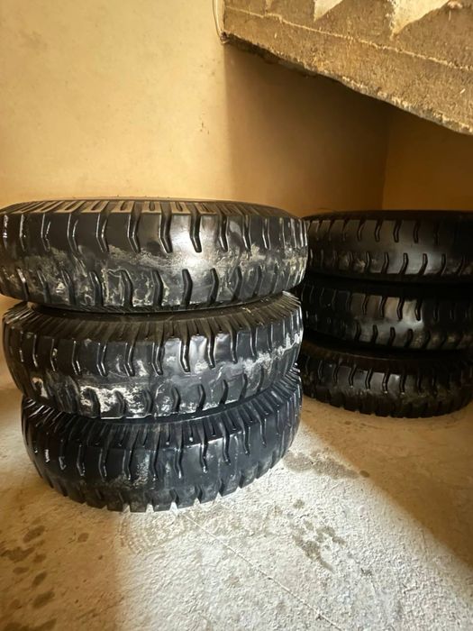 Продается шины от 10 тонного транспорта