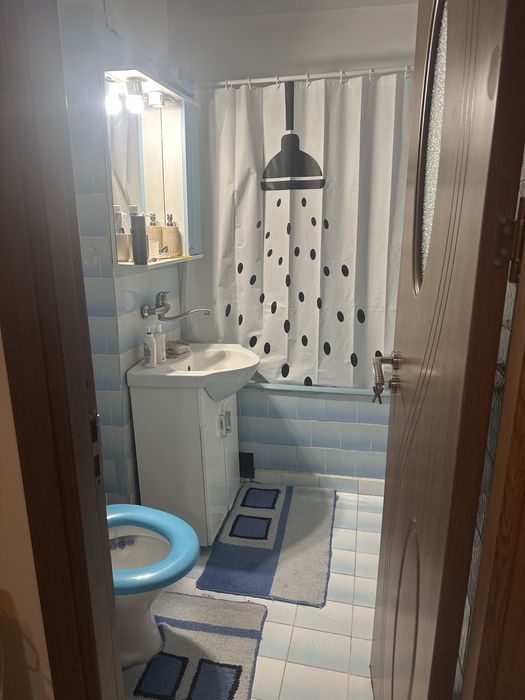 Imchiriez apartament 2 camera langa Titulescu