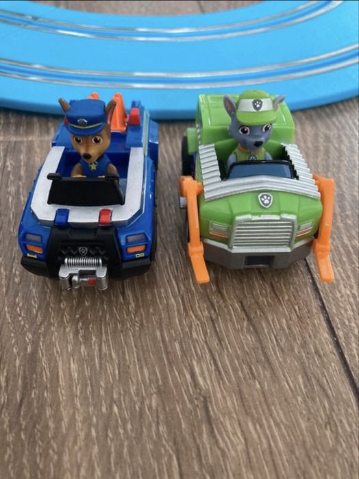 Pista masinute electrice Carrera Paw Patrol