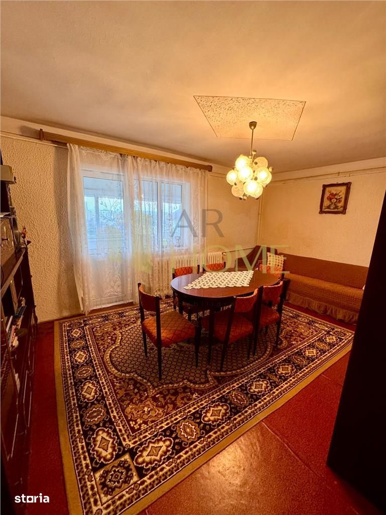Vanzare apartament 4 camere, 2 bai, in Ploiesti, zona Parcul Aurora