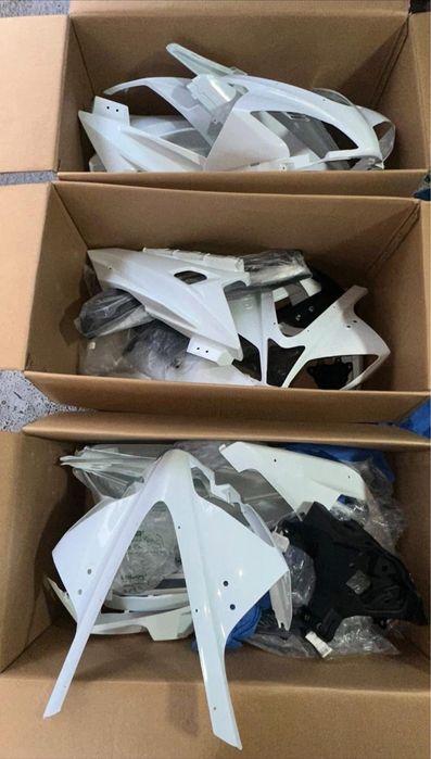 Carene noi yamaha yzf r125 gen1 si gen2 la cel mai bun pret