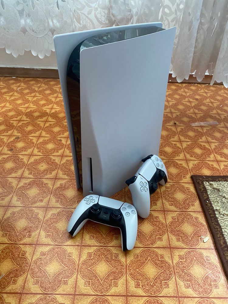 Игровая приставка Playstation 5
