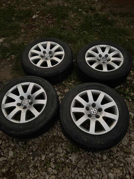 Jante cu cauciucuri 195/65/15 Vw passat b5.5