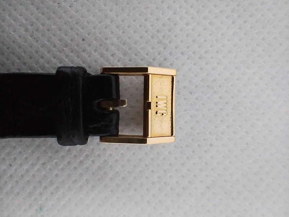 Дамски часовник IWC Classics 18- Karat gold Full Set Swiss Made 60's.