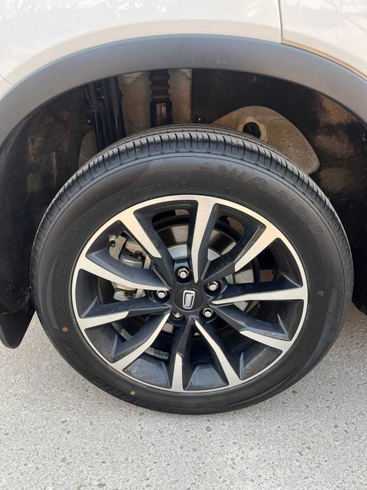 Bestune T33 1.2 turbo