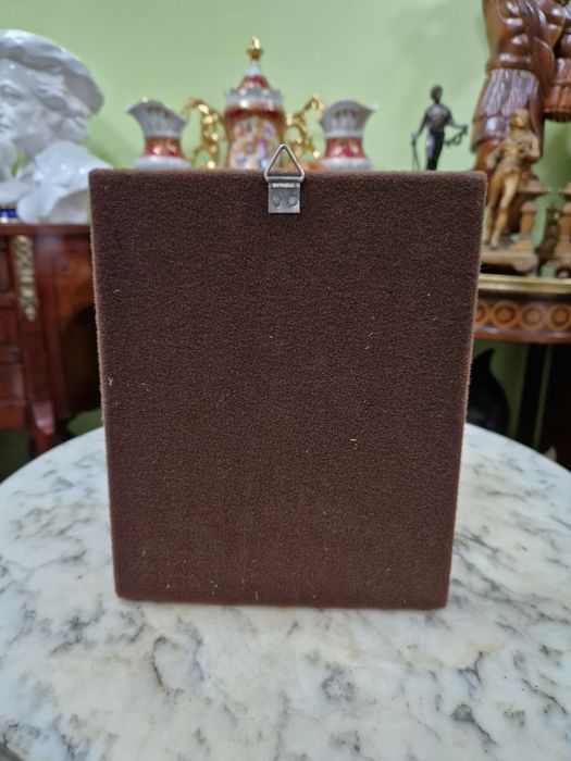 Прекрасна антикварна руска икона с емайл