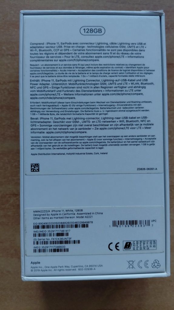 Cutie accesorii iPhone 11 White de 128Gb.