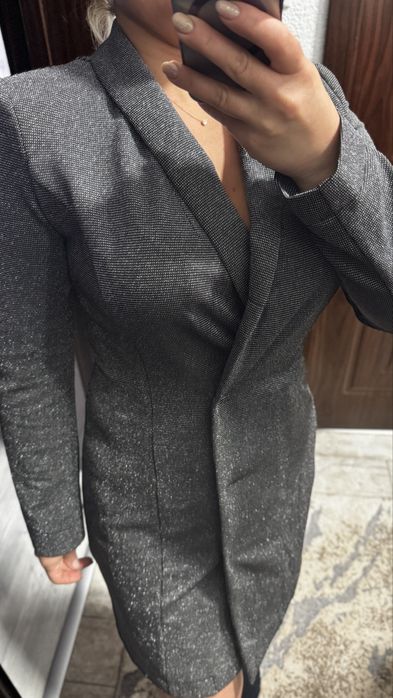 Официална рокля размер С