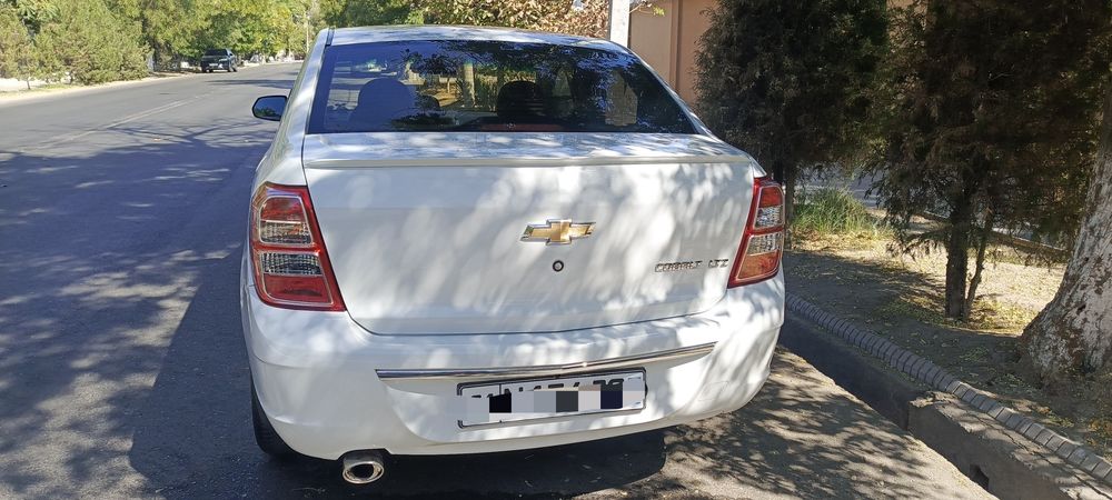 Chevrolet Cobalt белый 2022г. 4позиция  пробег 35300 цена11200
