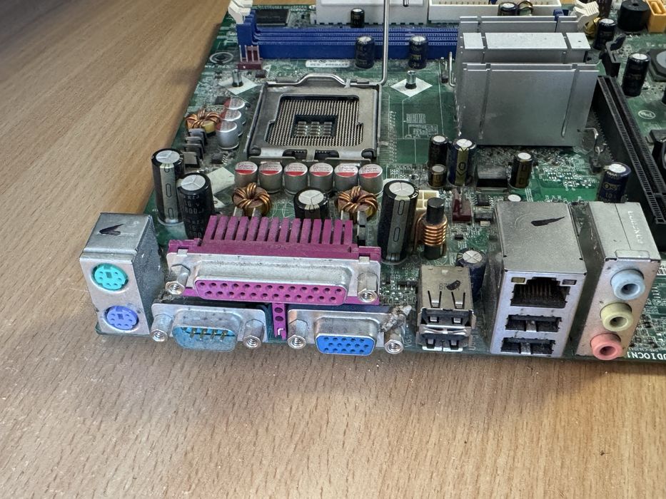 placi de baza In stare buna ambele la acelasi preț