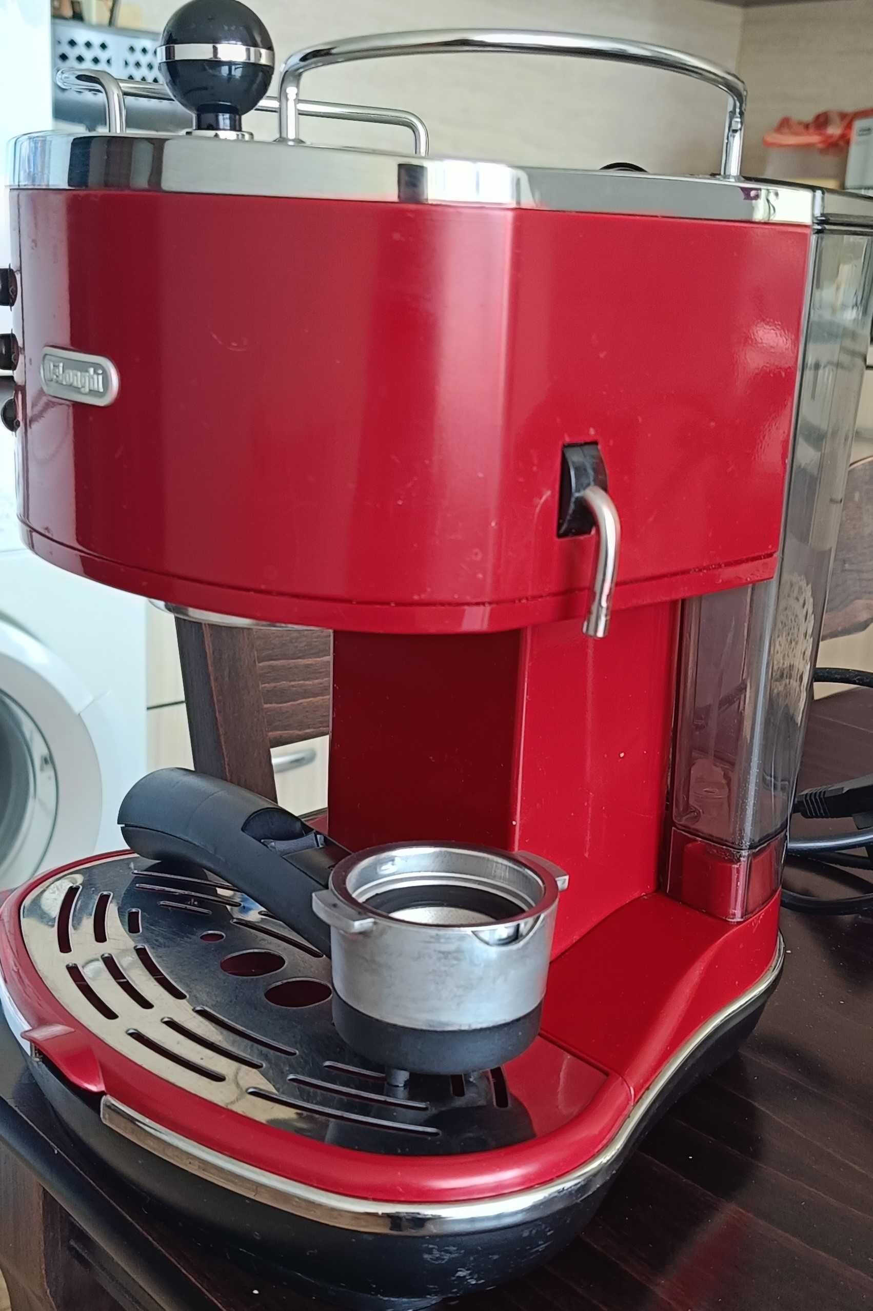 Кафемашина Delonghi