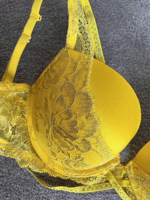 Sutien La Senza - galben, push up