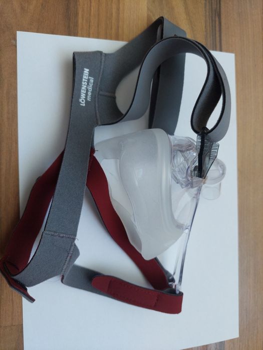 Masca full face noua Lowenstein,pentru apnee